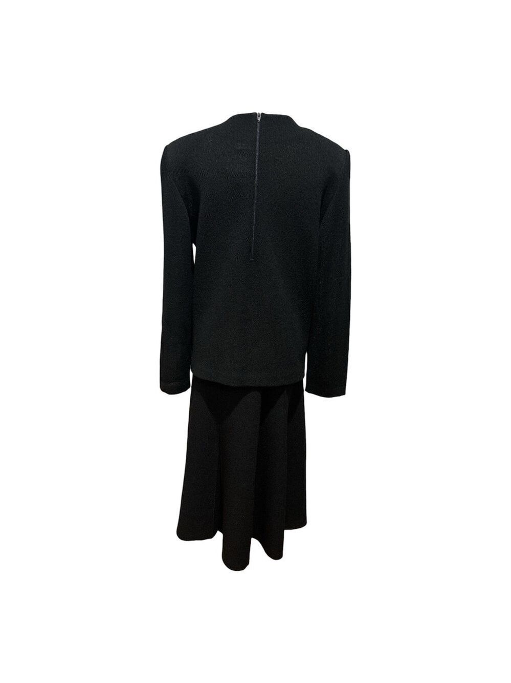 80s 2PC CASTLEBERRY KNIT BLACK JACKET W GOLD TONE TRIM & BUTTONS & PLEAT SKIRT - Picture 5 of 10